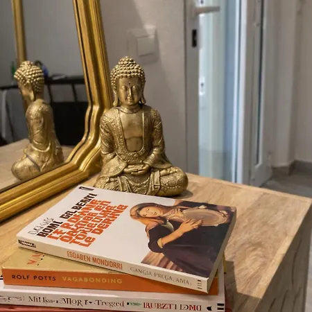 Pekoe Apartmán Modena